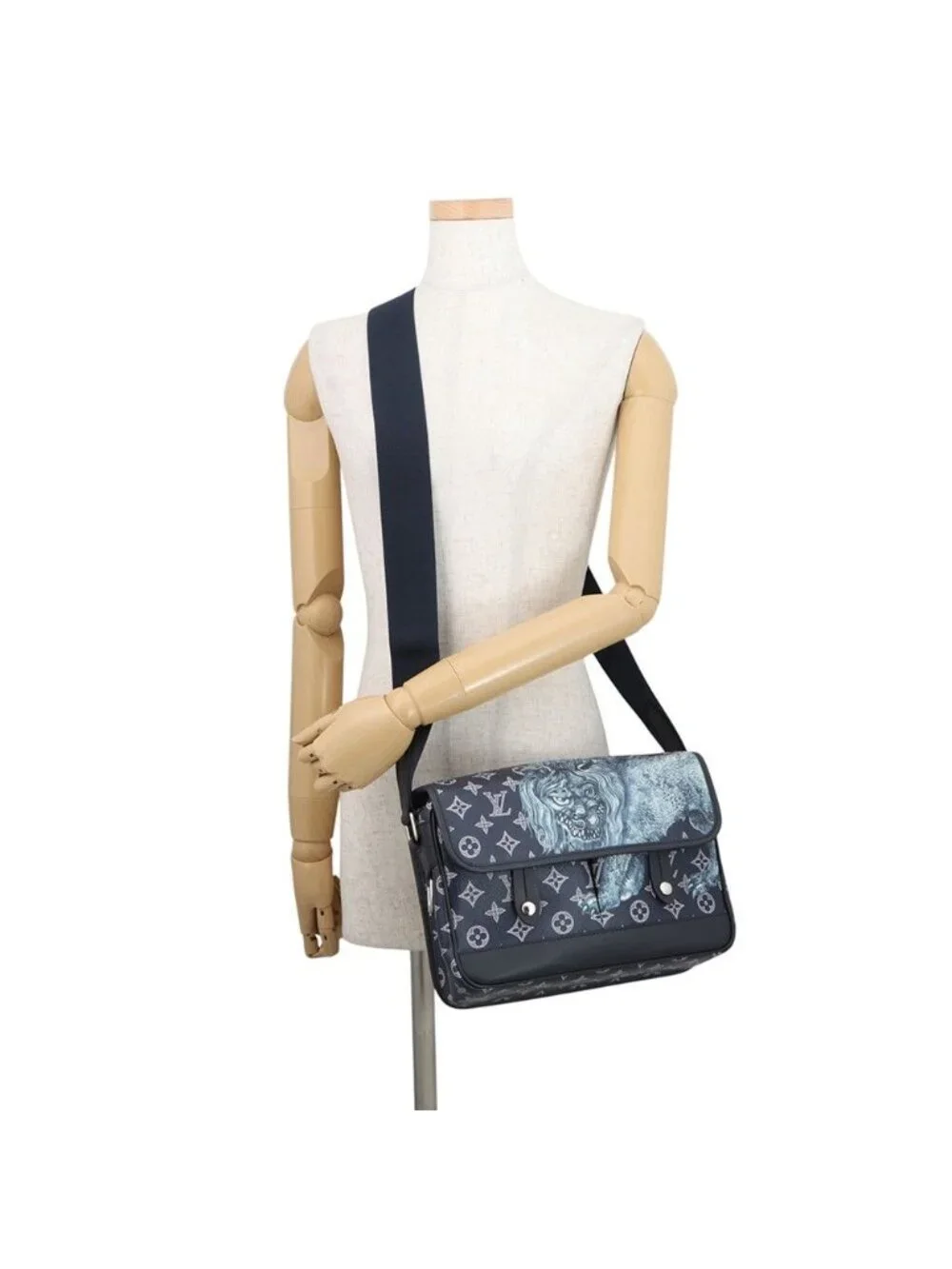 Louis Vuitton Shoulder Bag Monogram Savannah Chapman Brazza Messenger PM
